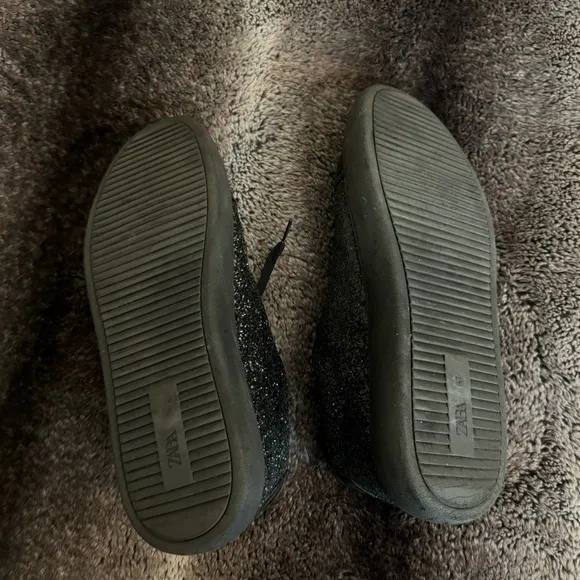 Zara Men’s Glitter Shoes